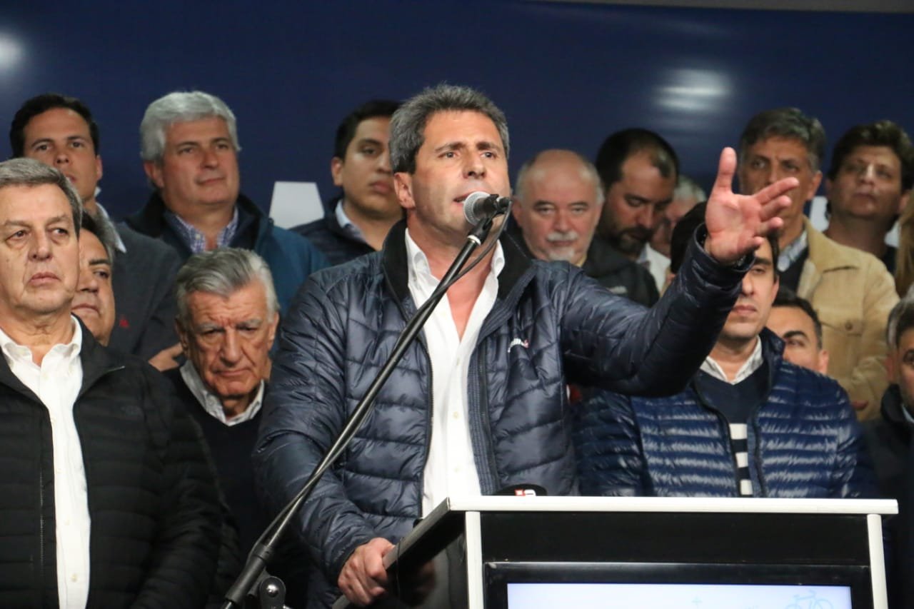 Uñac fue reelecto gobernador de San Juan con el 55% de los votos