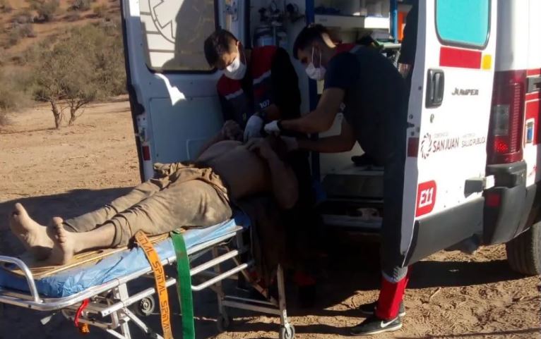 CAUCETE: ESTUVO ATRAPADO 12 HORAS EN UNA MADRIGUERA QUE SE DEMORONÓ