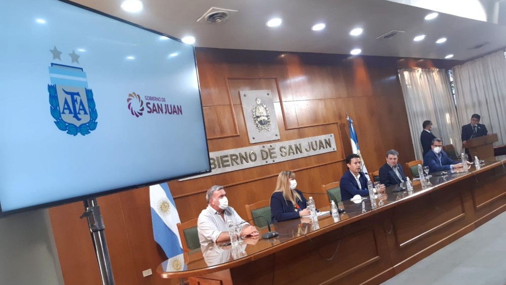 Para ir a ver Argentina vs Brasil, los mayores de 18 años tendrán que tener una dosis mínimo aplicada