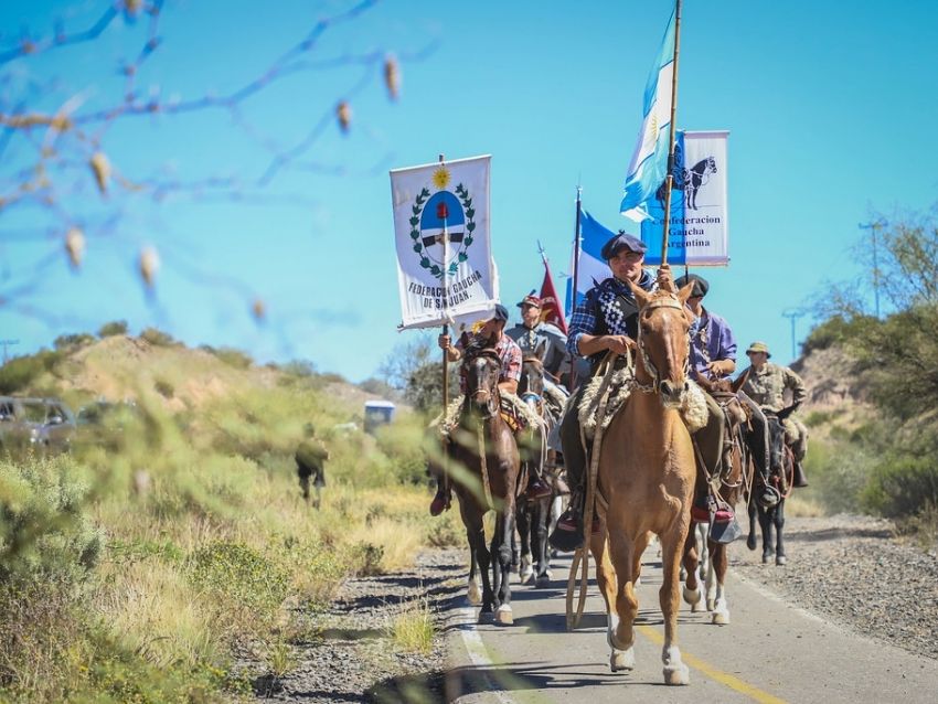 En la cabalgata se realizará un homenaje por Malvinas