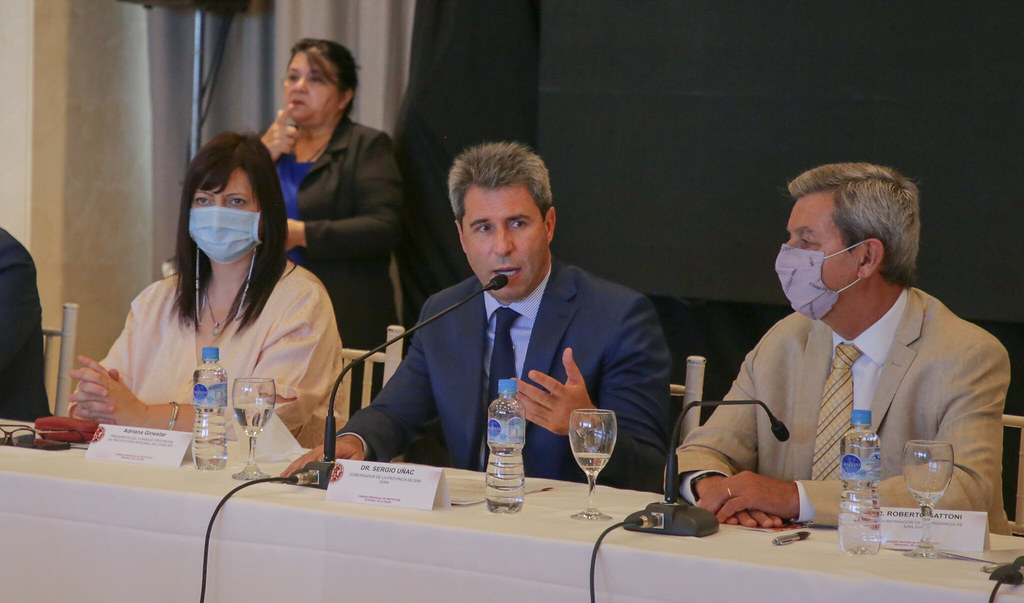 Sergio Uñac: «En cuanto a derechos de la mujer, no hay techo, hay que seguir trabajando»