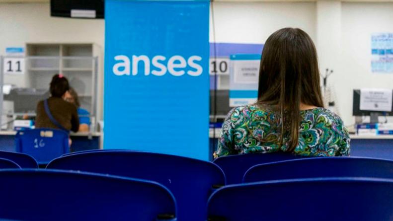 ANSES cambia la AUH en abril: ¿cómo son los requisitos actualizados para cobrar?