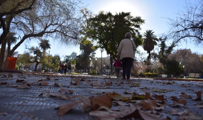 San Juan: en la tarde llegará el Sur, pero para mañana se espera fuertes ráfagas de Zonda