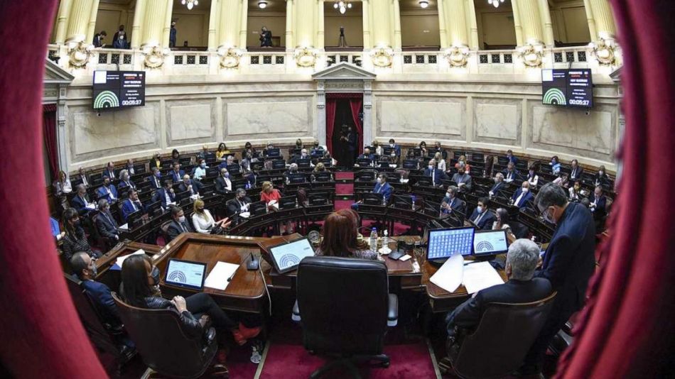 Arranca el debate para pagar la deuda del FMI con el dinero fugado