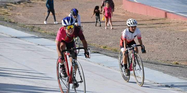 Un caucetero de once años ganó un importante campeonato de ciclismo
