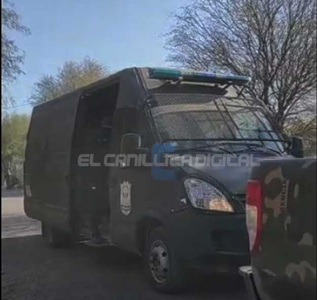 CAUCETE: GRUPOS TACTICOS ATRAPARON A 2 PESRONAS CON ELEMENTOS ROBADOS