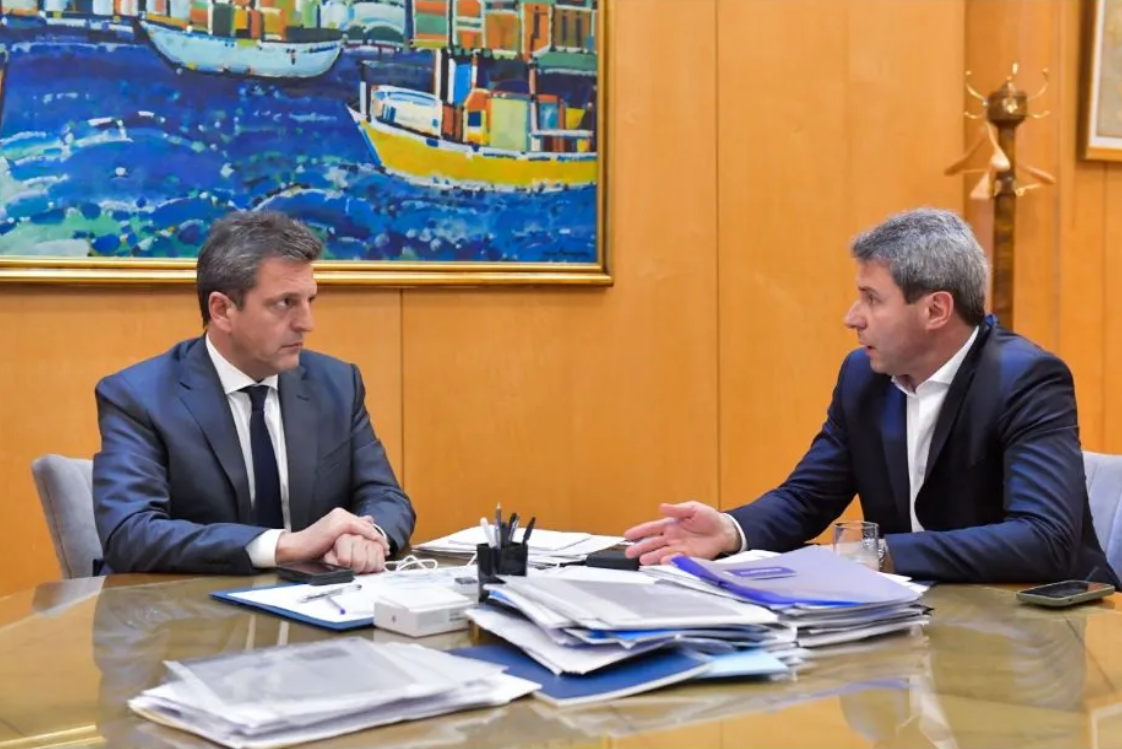 Reunión entre Uñac y Massa: economía, presupuesto y obras, los ejes de la charla
