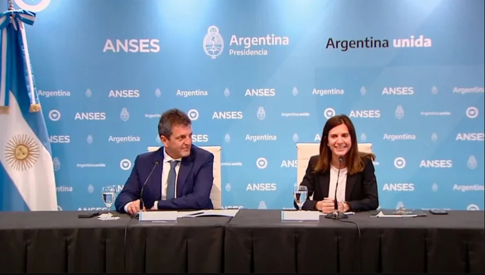 El Gobierno anunció un 15.6% de aumento para jubilados y un bono de $ 10 mil por tres meses