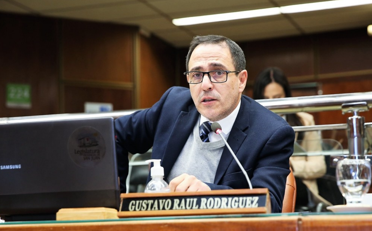 Caucete: se aprobó el proyecto del Dip. Gustavo Rodríguez de señalización y barreras en los cruces del ferrocarril