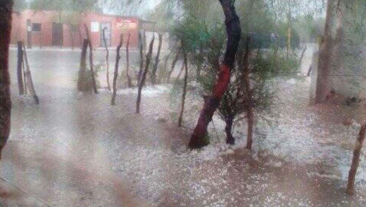 El pueblo de Marayes celebró la tormenta que trajo alivio