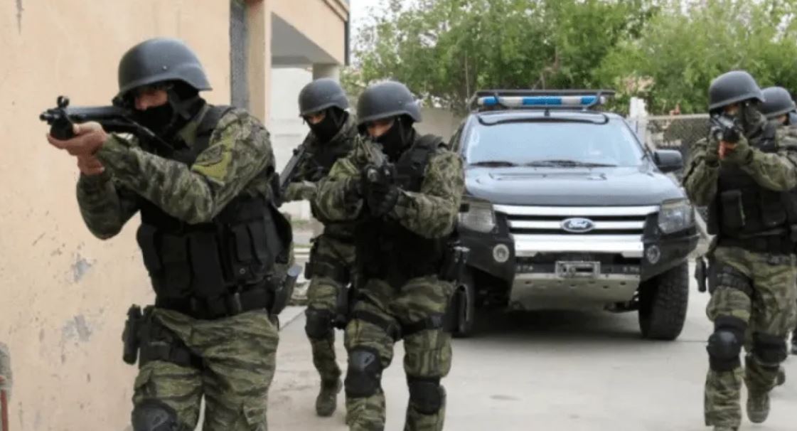 Caucete: tensión por un policía que se fugó y se atrincheró cuando lo fueron a detener