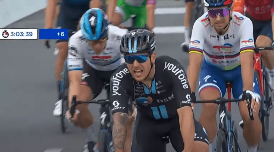 Sam Welsford se quedó con la penúltima etapa