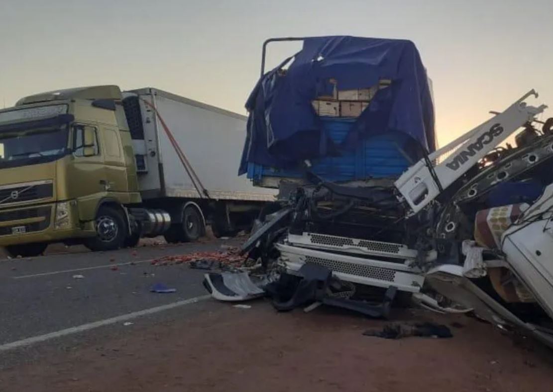 Caucete: un vuelco en la ruta, dejó dos personas heridas