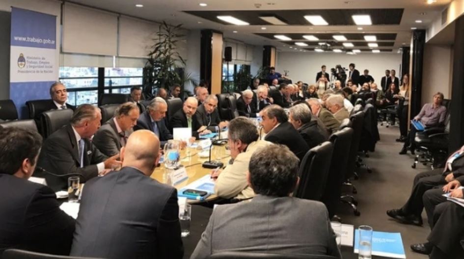 El Gobierno convocó al Consejo del Salario para el martes 21 de marzo