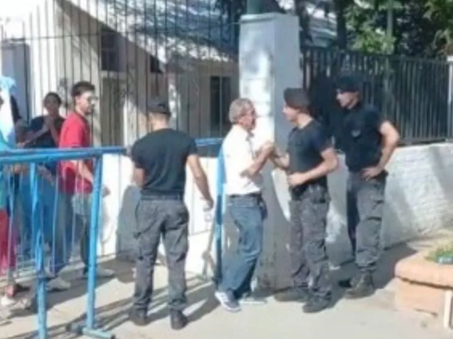 Autoconvocados son recibidos en Casa de Gobierno
