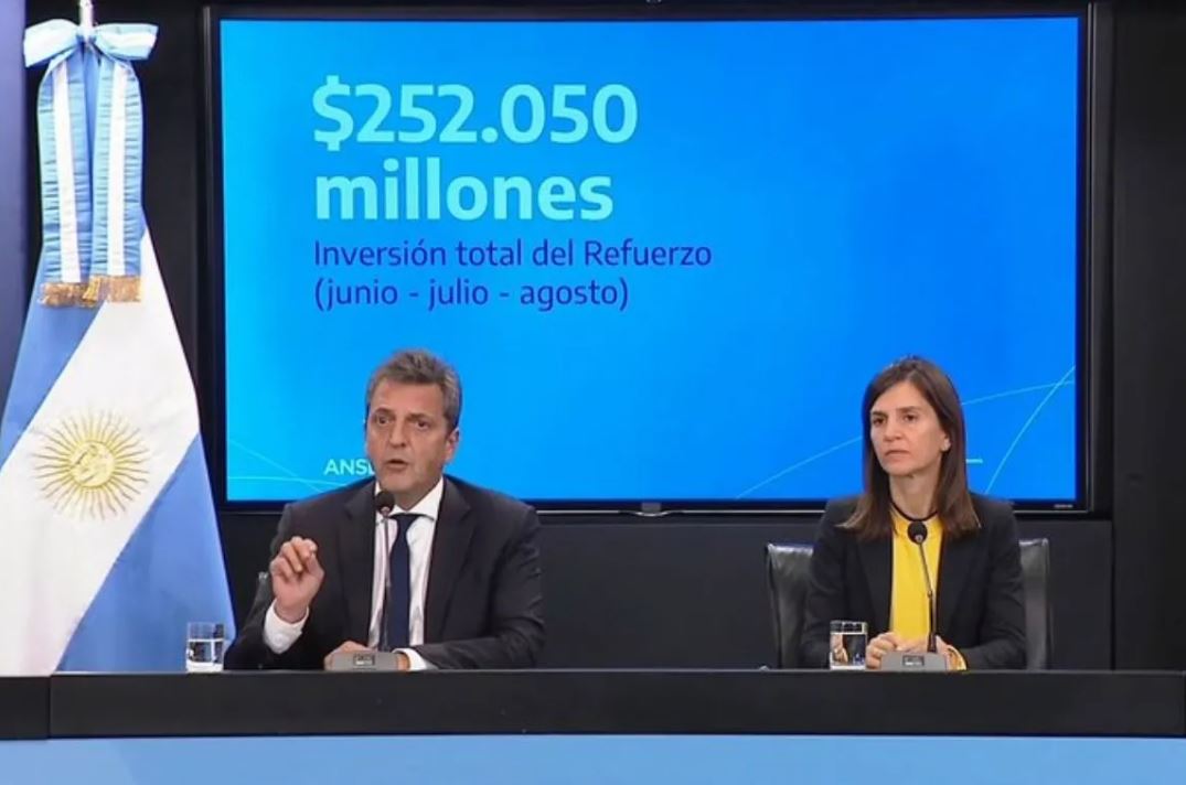 Anunciaron un 20,92% de aumento para jubilaciones y $52.000 en bonos para haberes mínimos