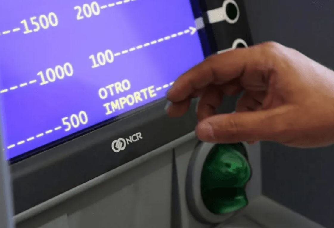Problemas para operar con la Red Link en cajeros automáticos y homebanking: qué pasó