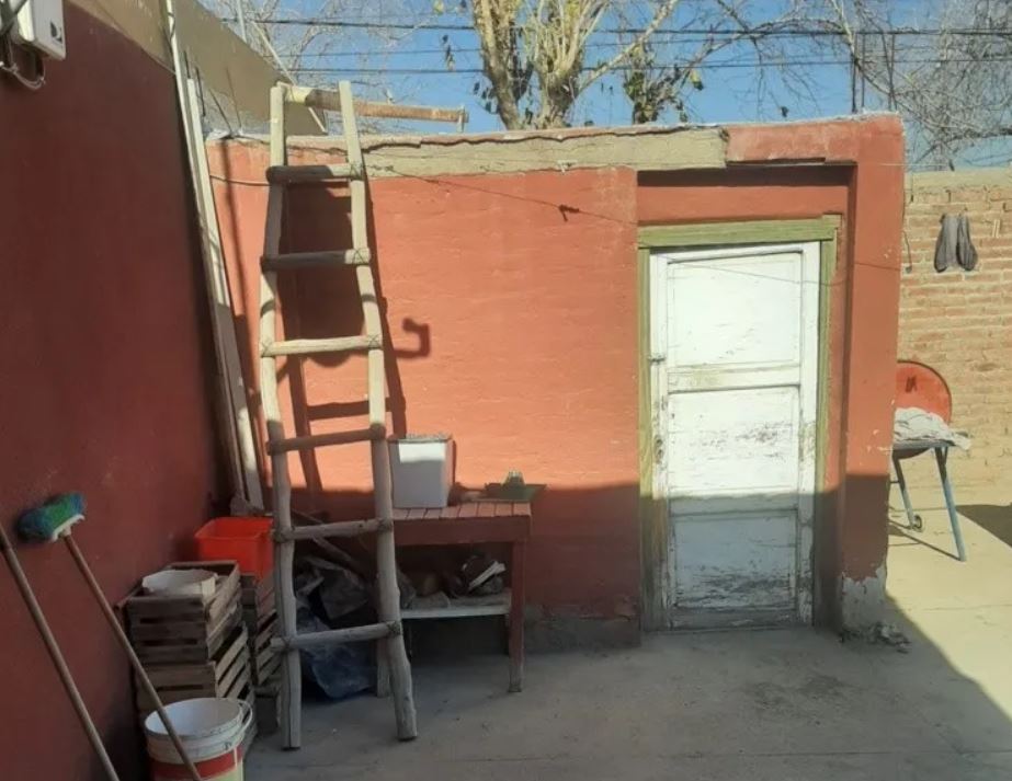 Caucete: un anciano subió al techo, perdió el equilibrio y cayó, murió a los minutos