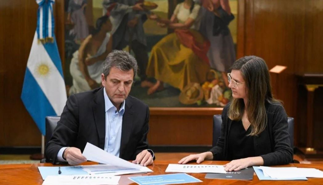 Massa adelantó beneficios para jubilados y pensionados