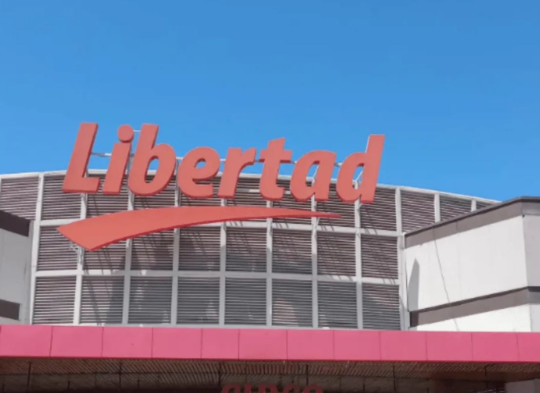 Los dueños del Hiper Libertad venden sus activos en Sudamérica por estar en crisis