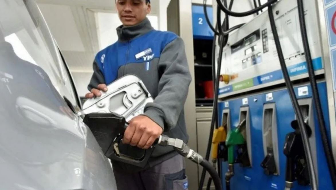YPF volvió a aumentar el precio de sus combustibles: cuánto cuestan ahora
