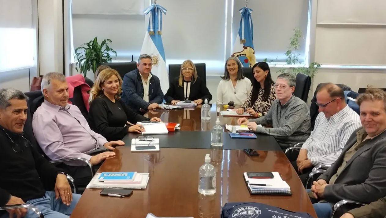 Los gremios docentes aceptaron la propuesta del gobierno