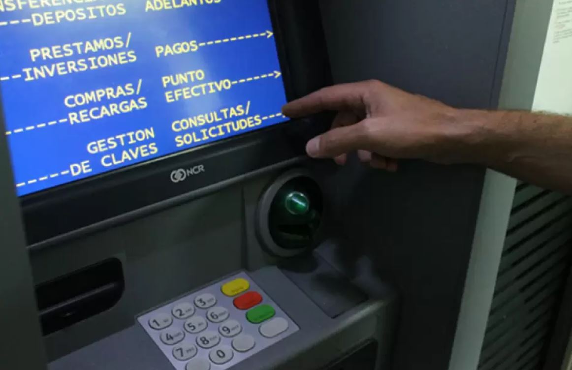 Con el 12,4% de aumento, los empleados públicos tendrán acreditados sus haberes el 30 de septiembre