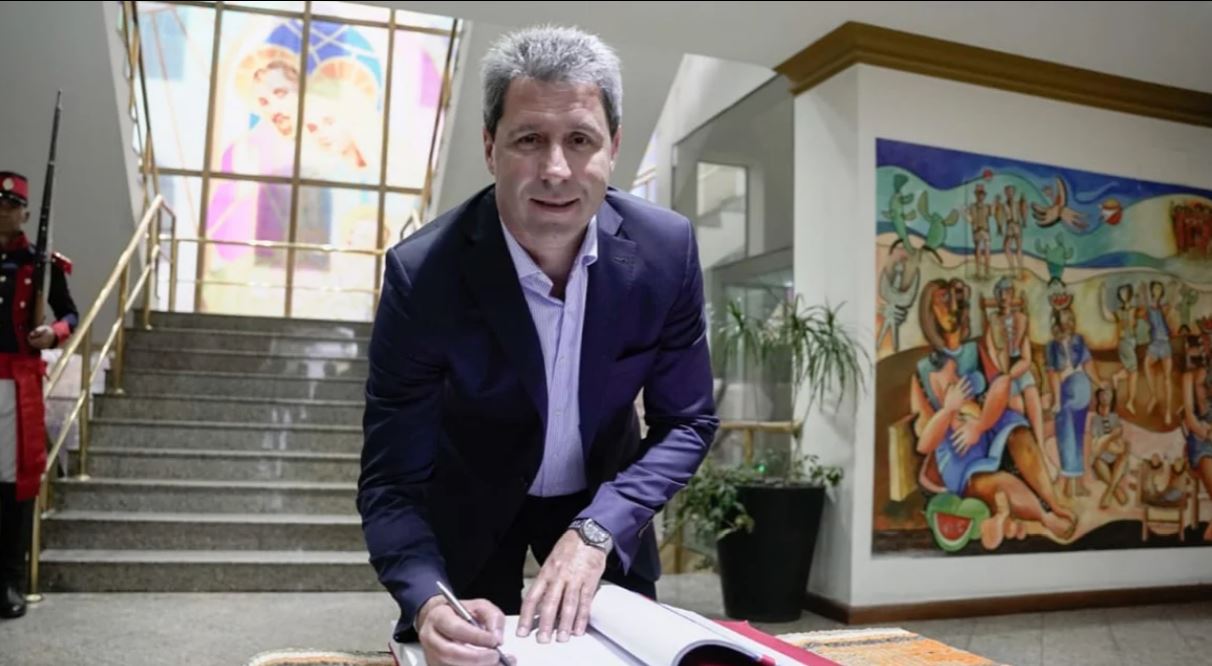 Uñac habló tras el debate entre los candidatos a presidente