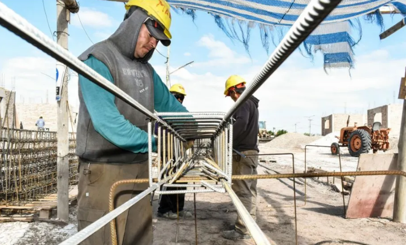 UOCRA dice que despidieron a 3.000 obreros en San Juan en los últimos 60 días