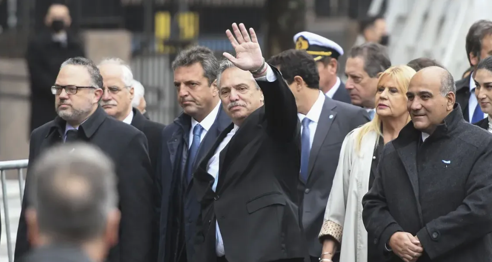 Oficializaron las renuncias de Massa y todo el gabinete de Alberto Fernández