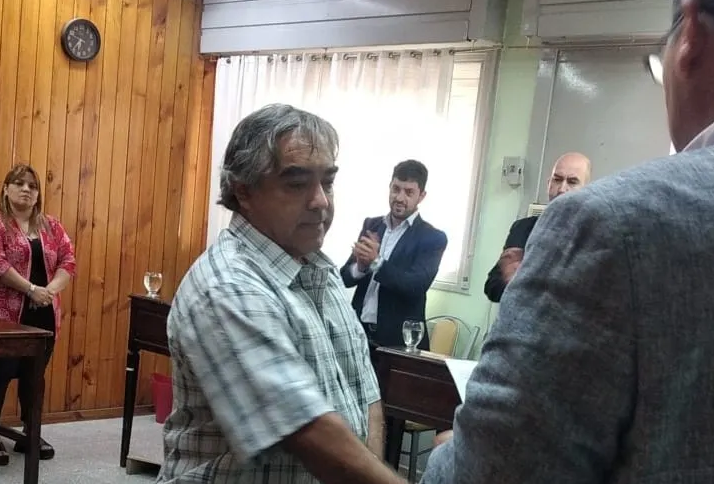 Caucete: tras el escándalo, asumió Pedro Gómez como concejal