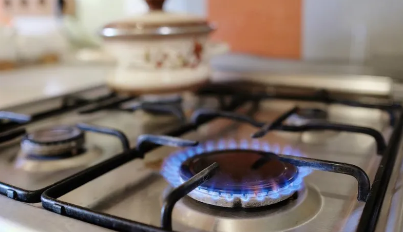 Empiezan a debatir las subas mensuales en la tarifa de gas