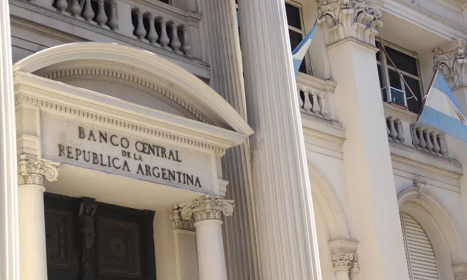 El Banco Central aprobó la emisión de billetes de $10.000 y $20.000