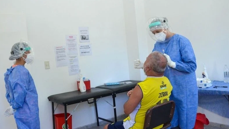 Aumentaron los casos de COVID en el país con una nueva variante