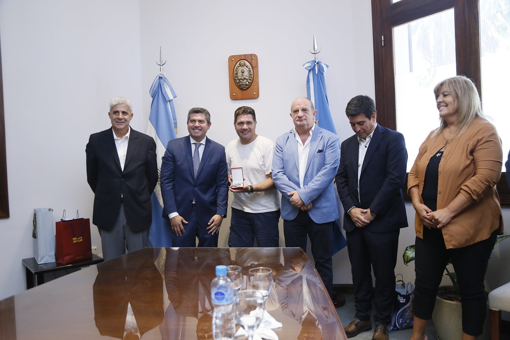 El gobernador Orrego recibió al comité organizador de la Copa Intercontinental de Hockey sobre Patines