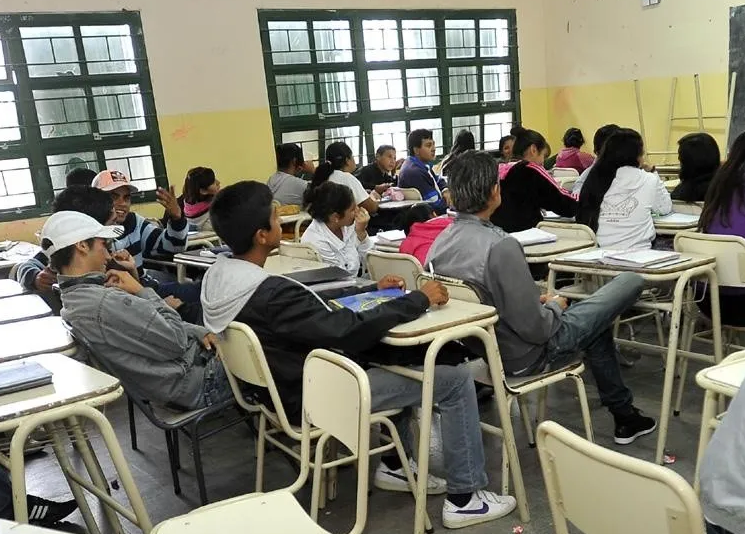 San Juan: A partir de 2025, los alumnos sanjuaninos podrán pasar de año con no más de dos materias previas