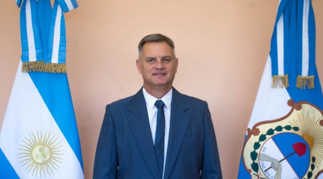 Orrego mueve piezas y hay nuevo director de Vialidad Provincial