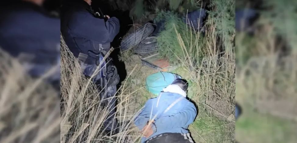 En Albardón tres menores redujeron a una ladrón armado y casi lo linchan