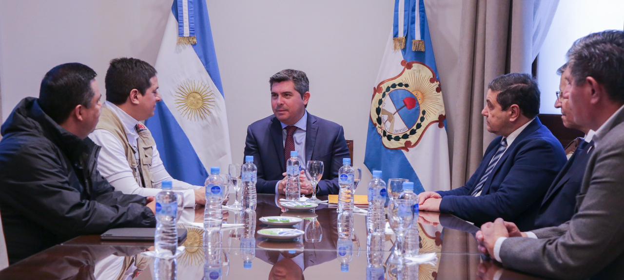 El gobernador Orrego recibió a representantes de la Agencia de los Estados Unidos para el Desarrollo Internacional