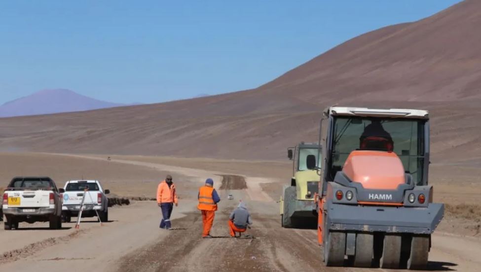 Convocan a cientos de trabajadores para la obra del camino a Josemaría