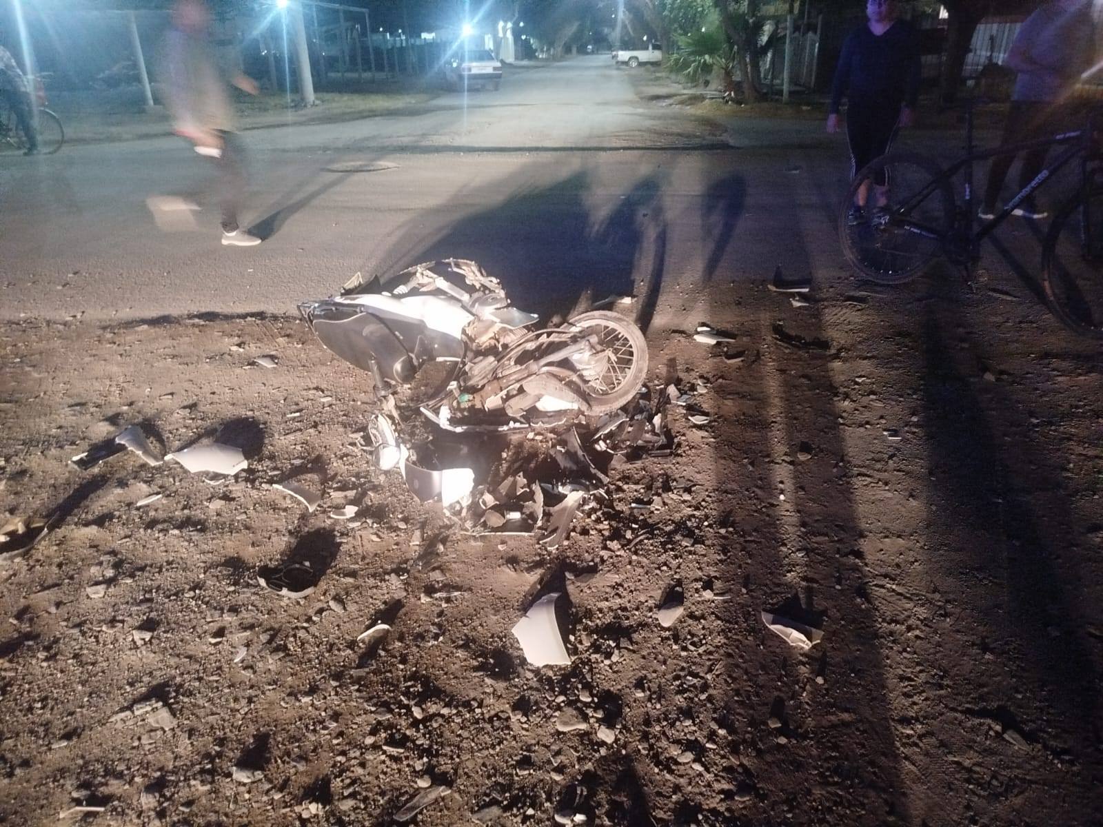 Caucete: accidente entre una moto y un auto, el motociclista fue trasladado al Rawson