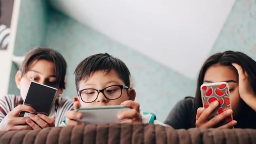 En San Juan, el 87% de los alumnos de 6° grado de primaria usa redes sociales y el 31% aprende idiomas