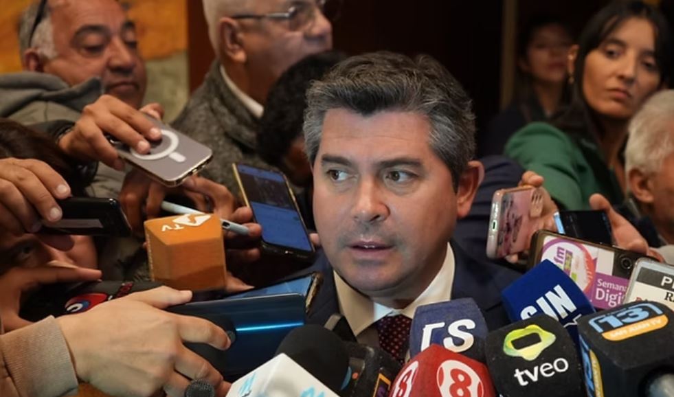 Orrego y un fuerte mensaje contra Milei: “hay límites y uno es la educación”