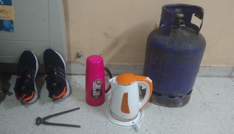 25 de Mayo: un menor incendió la puerta de una casa para robar y su madre lo entregó