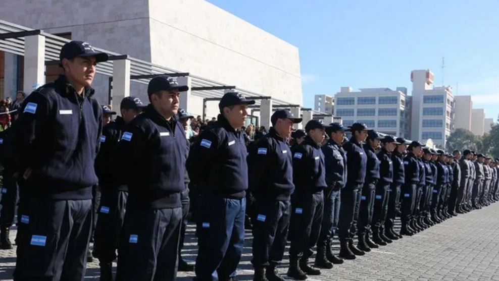 Egresados en Seguridad Ciudadana deberán realizar nuevo curso para ingresar a la policía