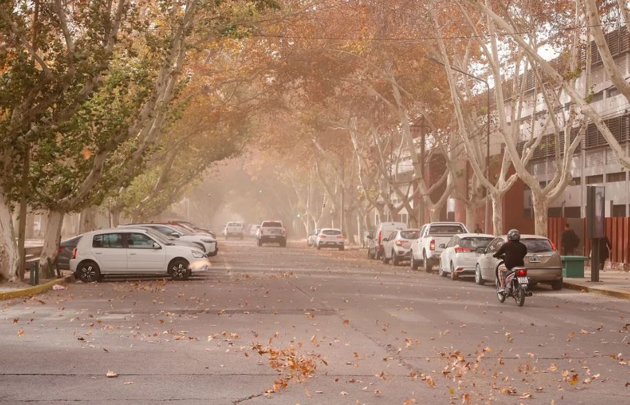 Alerta amarilla por viento Zonda para mañana