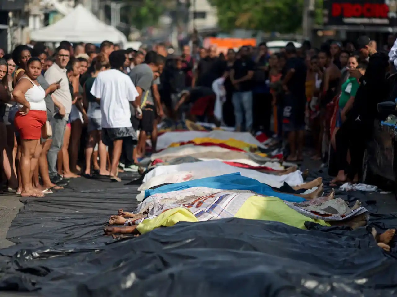 Masacre en Río de Janeiro: los muertos ya superan los 120