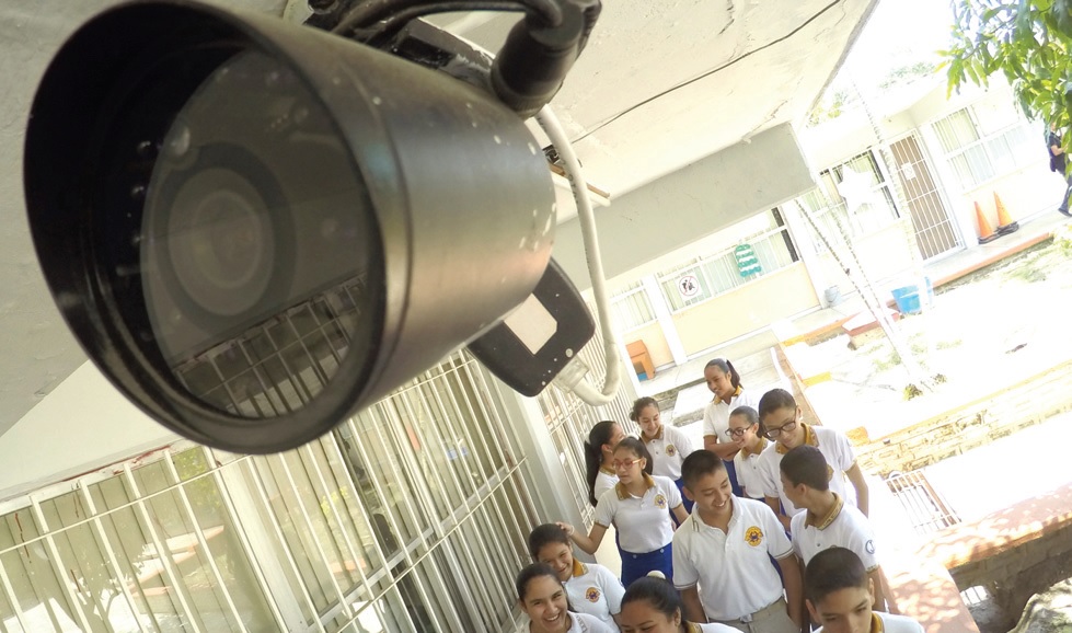 San Juan instalará cámaras de seguridad en todas las escuelas para reforzar la prevención