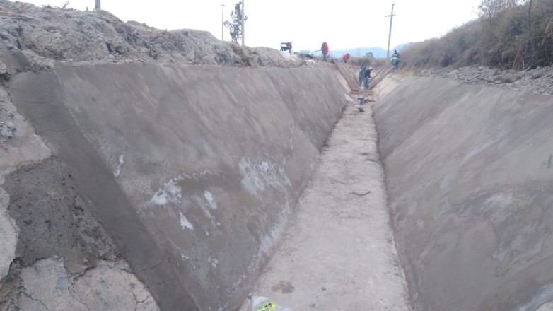 Hidráulica repara y reconstruye canales