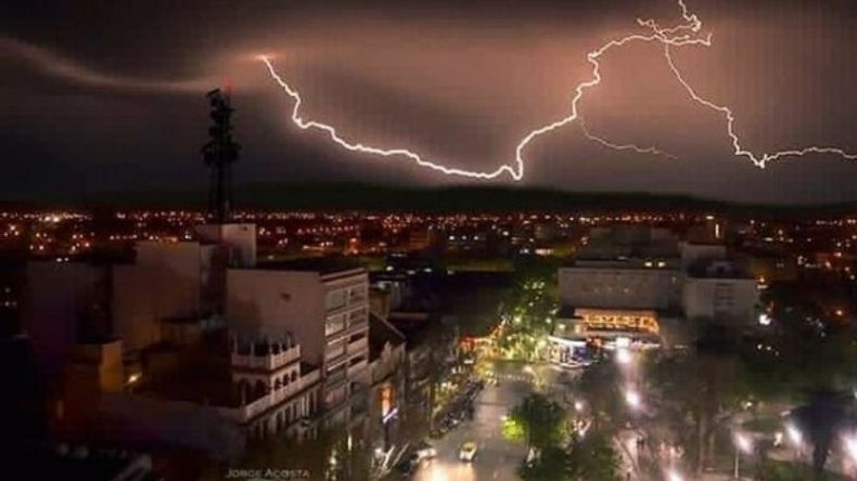 San Juan bajo alerta amarilla por fuerte viento y posible granizo